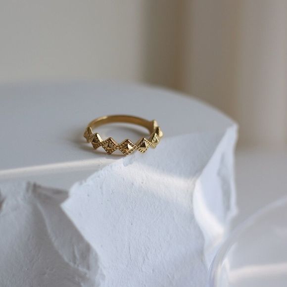 18K Gold Plated Square Diamond Milgrain Ring - Picture 4 of 6